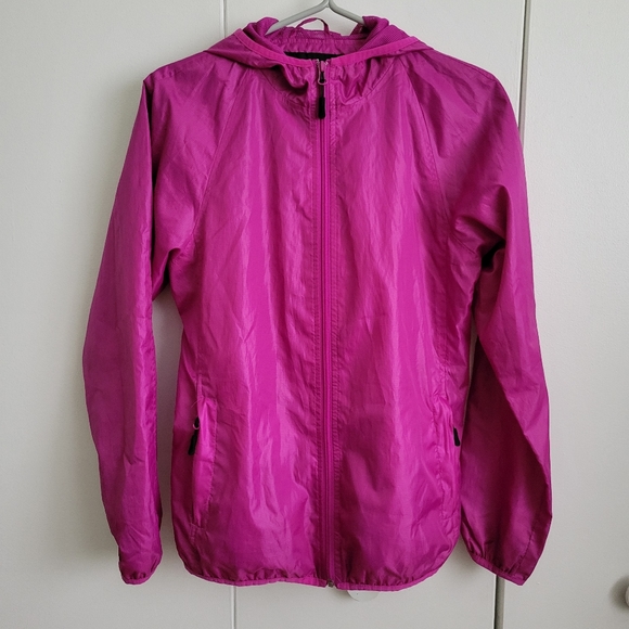 Beautiful fuschia pink Alpinetek windbreaker. Size small. - Picture 3 of 10
